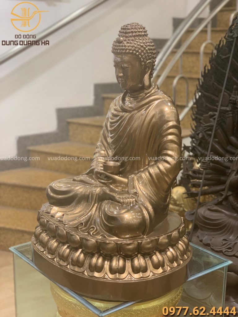 Tượng Phật Thích Ca bằng đồng đỏ cao 70cm