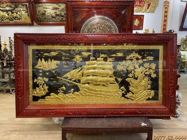 Bức tranh Thuận Buồm Xuôi Gió 2m3 thếp vàng khung gỗ hương