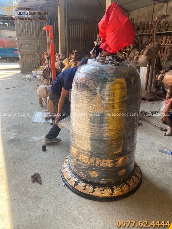 Đúc Chuông đồng 800kg tại chùa Từ Tâm - Phú Yên, giá treo gỗ lim
