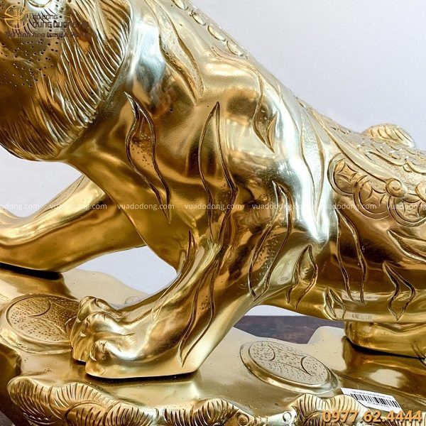 Tượng Hổ phong thủy bằng đồng catut kích thước 64x36 cm