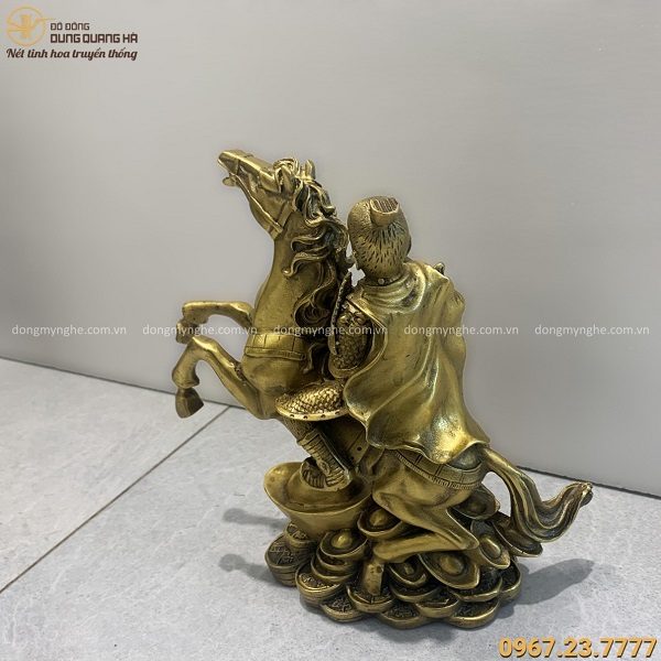 Tượng Mã Thượng Phong Hầu bằng đồng vàng kích thước 23x20 cm