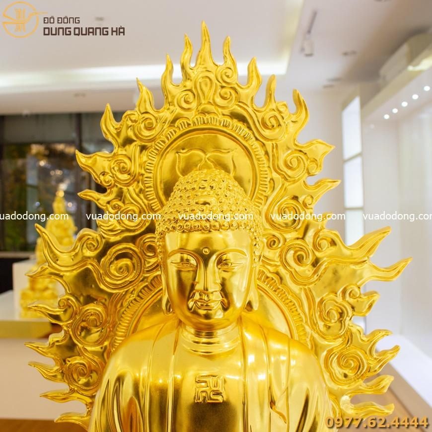Tượng Phật A Di Đà có hào quang thếp vàng 9999
