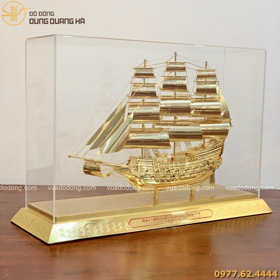 Mô hình thuyền buồm mạ vàng 24k (cả đế) hàng khách đặt làm quà tặng