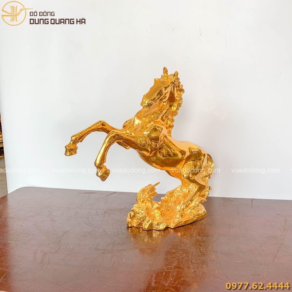 Tượng ngựa phong thủy mạ vàng 24k