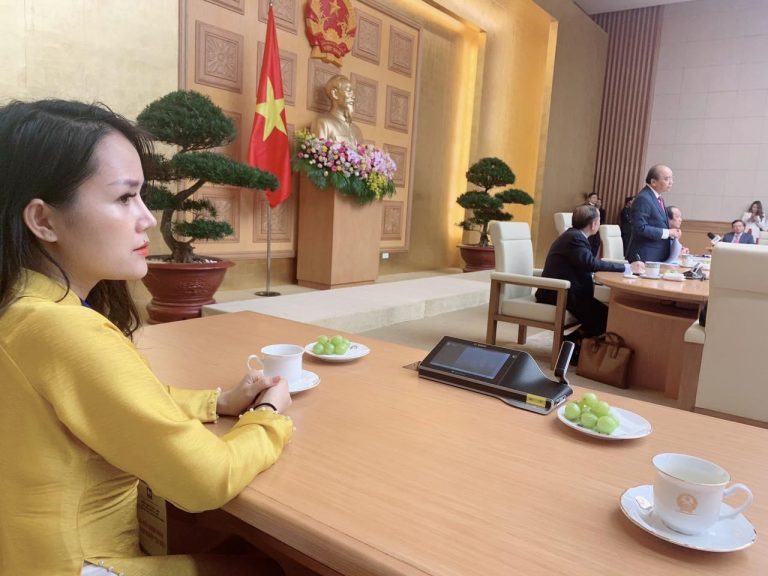 Thủ tướng Nguyễn Xuân Phúc phát biểu tại buổi họp