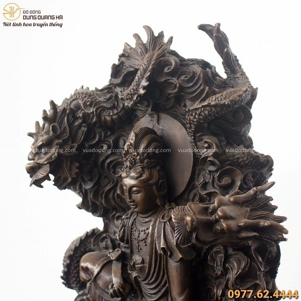 Tượng Phật Quan Âm cưỡi rồng bằng đồng hun đen giả cổ