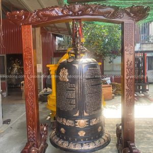 Đúc Chuông đồng 800kg tại chùa Từ Tâm - Phú Yên, giá treo gỗ lim