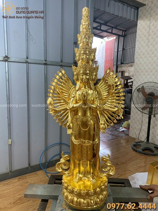 Tượng Phật Thiên Thủ Thiên Nhãn bằng đồng thếp vàng cao 90cm