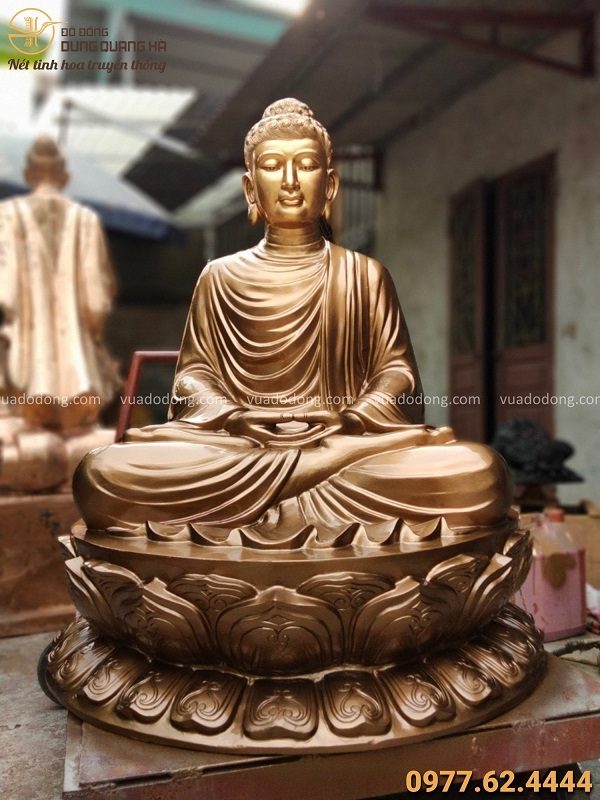Tượng Phật Thích Ca Đứng