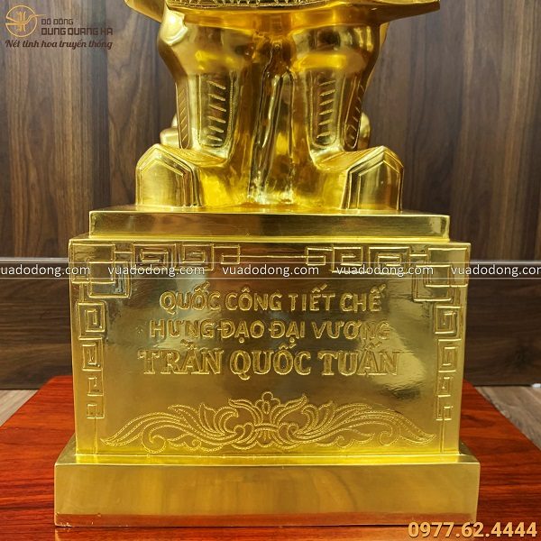 Tượng Trần Quốc Tuấn bằng đồng đỏ thếp vàng cao 81cm