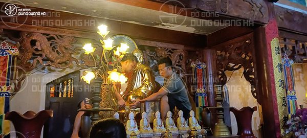 Tượng dát vàng 1m50 tại chùa Nhân Thiên - Xuân Thành - Hà Tĩnh 