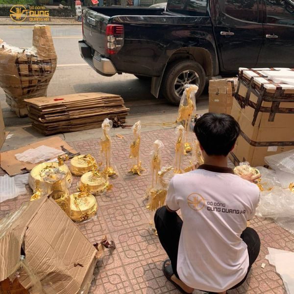 Đồ đồng Dung Quang Hà đóng gói đồ thờ mạ vàng đi Long An