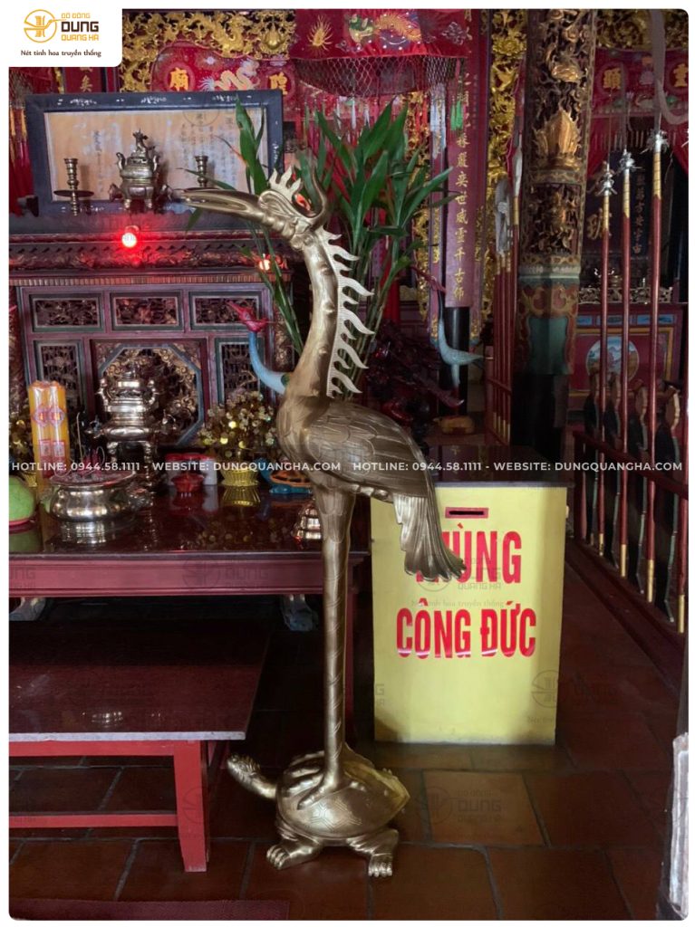 Đồ đồng Dung Quang Hà bàn giao đôi hạc catut 1m7 tại đình làng Long Đức - Trà Vinh