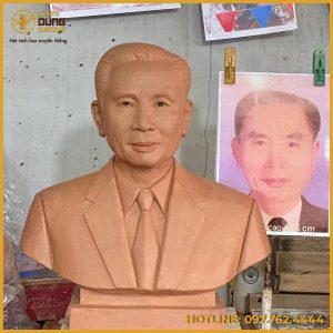 Đúc tượng đồng chân dung bán thân cụ ông