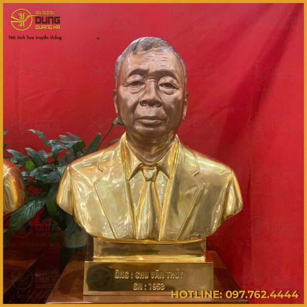Tượng cụ ông bằng đồng thếp vàng 9999