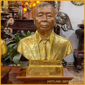 Tượng cụ ông bằng đồng thếp vàng 9999