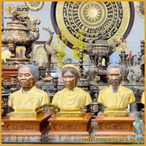 Tượng chân dung cụ ông, cụ bà bằng đồng 