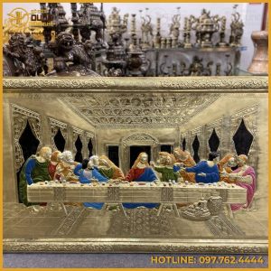 Tranh công giáo đồng vàng màu sắc sang trọng
