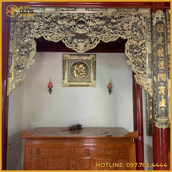 Cửa võng song long chầu nguyệt bằng đồng