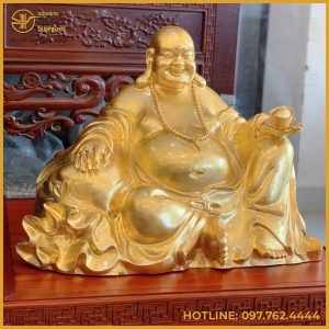 Tượng Phật Di Lặc ngồi bằng đồng đỏ làm màu