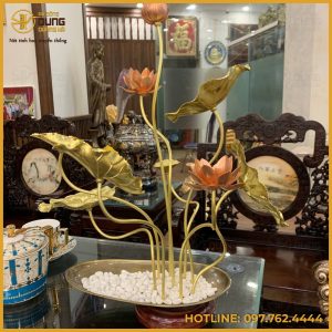 Bó hoa sen bằng đồng chế tác thủ công