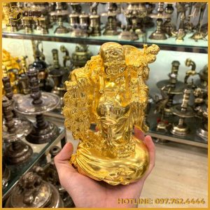 Tượng Phật Di Lặc bằng đồng gánh sâu tiền