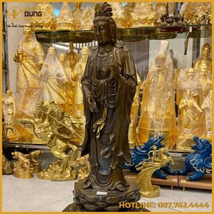  Tượng Quan Âm Bồ Tát đứng đồng đỏ làm màu