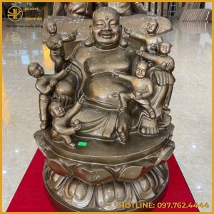 Tượng Phật Di Lặc và 6 đứa trẻ bằng đồng
