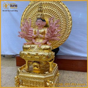 Tượng Phật Thiên Thủ Thiên Nhãn ngự tòa sen dát vàng độc đáo