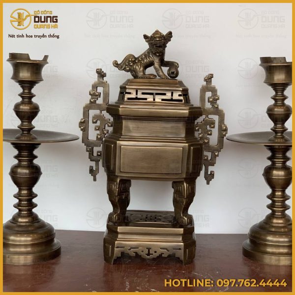 Bộ tam sự nến vuông trơn thiết kế độc đáo
