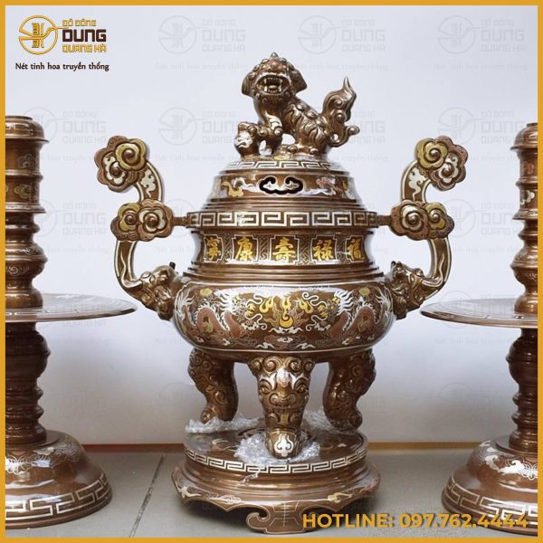 Bộ tam sự nến chạm song long đồng đỏ khảm tam khí dát điểm vàng