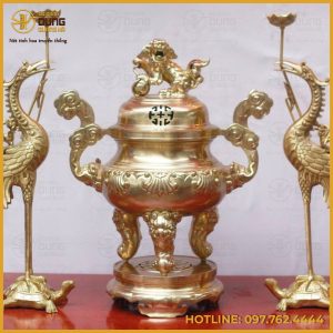 Bộ tam sự chạm sòi bằng đồng vàng