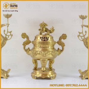 Bộ tam sự chạm hoa sòi bằng đồng vàng 