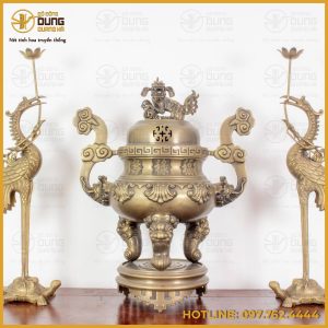 Bộ tam sự chạm sòi đồng vàng hun giả cổ