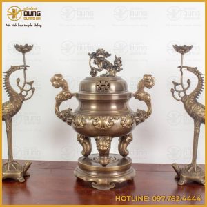 Bộ tam sự hạc đỉnh chạm sòi thờ cúng làm màu hun cổ kính