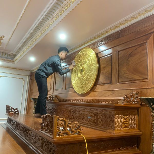 Quá trình lắp đặt diễn ra đúng kỹ thuật, chuẩn phong thủy Quá trình lắp đặt diễn ra đúng kỹ thuật, chuẩn phong thủy