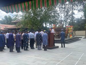 Đồ đồng Dung Quang Hà chế tác và lắp đặt tượng Anh hùng dân tộc Nguyễn Hữu Huân cao 1m6 tại huyện Chợ Gạo, tỉnh Tiền Giang