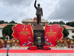 Toàn bộ quá trình sản xuất & bàn giao lắp đặt tượng Bác Hồ cao 8m