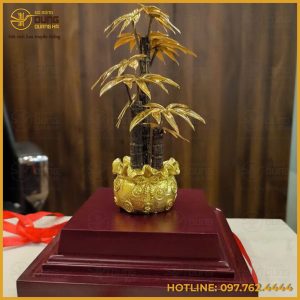 Vẻ đẹp ấn tượng của cây trúc bằng đồng mạ vàng