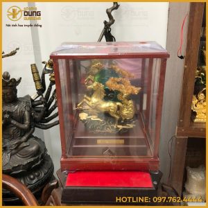 Hộp quà tặng linh vật ngựa đẹp sống động