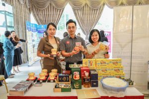 Đồ đồng Dung Quang Hà tham dự sự kiện BNI - Chắp Cánh Doanh Nghiệp Trẻ Bay Xa