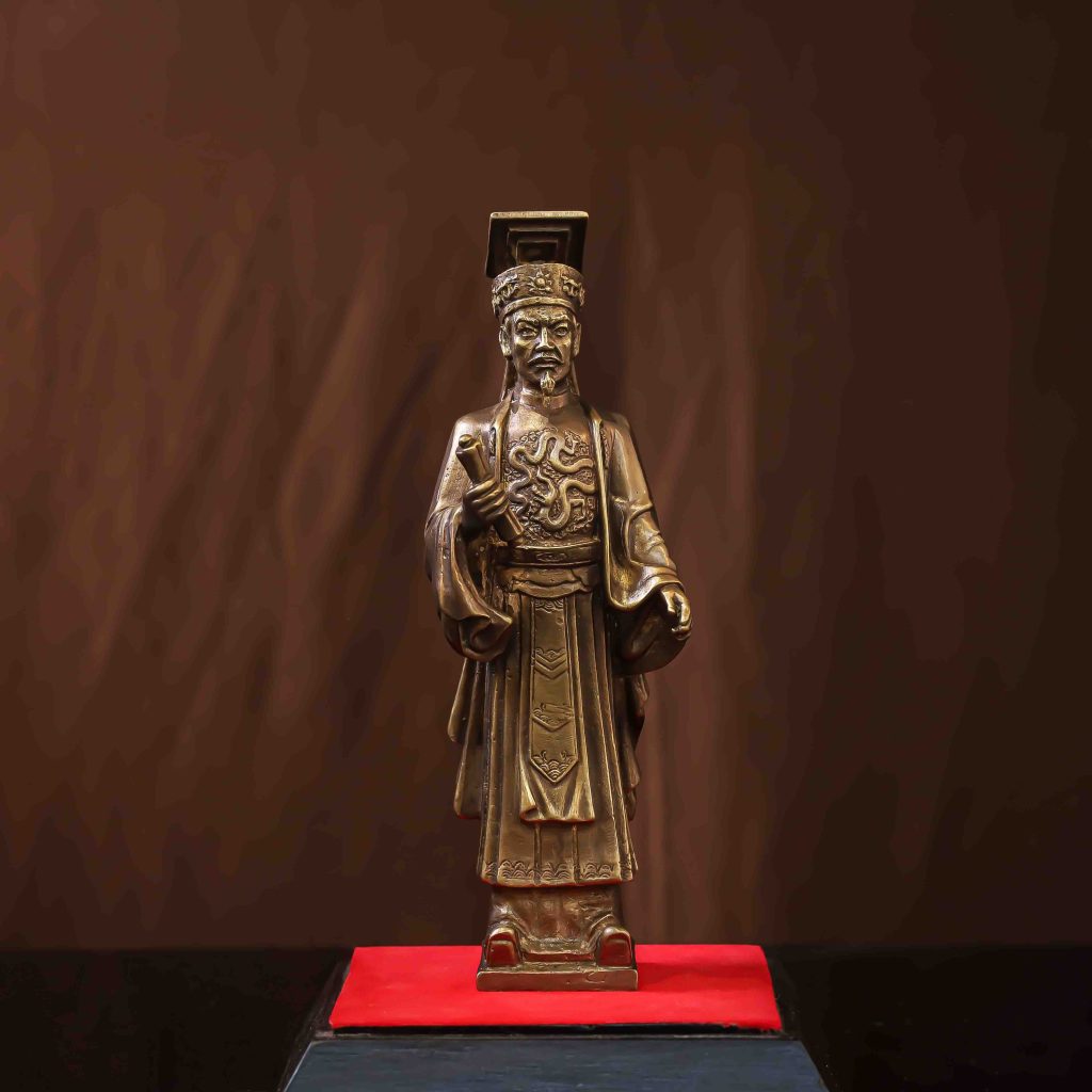 Tượng Lý Thái Tổ đồng vàng làm màu cao 23cm ngang 7cm nặng 1,2kg