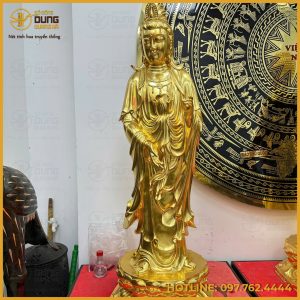 Tượng Quan Thế Âm Bồ Tát bằng đồng dáng đứng