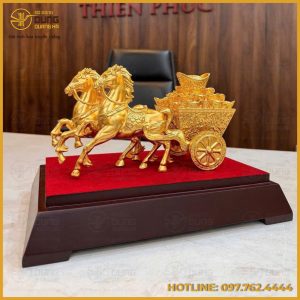 Tượng ngựa kéo xe tiền bằng đồng mạ vàng cao cấp