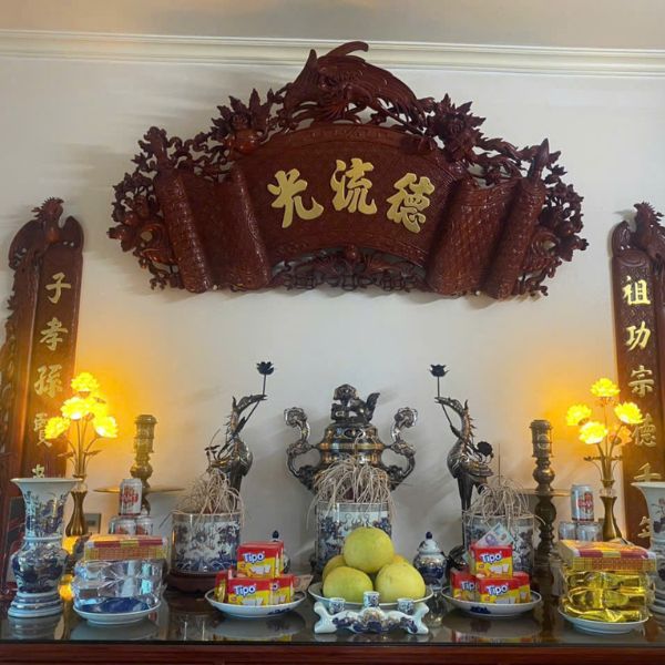 Bàn giao quả trống D50 dát vàng, bộ ngũ sự cao 70cm khảm ngũ sắc cho khách hàng tại Hưng Yên