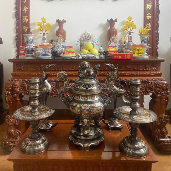 Bộ ngũ sự đồng đỏ khảm ngũ sắc