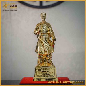 Tượng Trần Hưng Đạo đồng vàng mạ vàng cao 30cm ngang 11cm