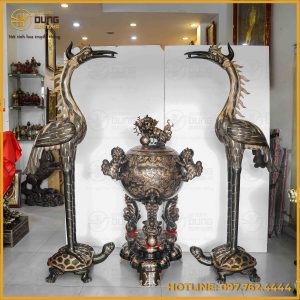 Hạc cao 1m92 và đỉnh cầu cao 1m34 đồng đỏ cạo màu