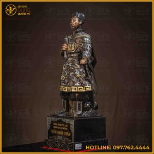 Tượng Trần Hưng Đạo đồng đỏ khảm ngũ sắc cao 38cm