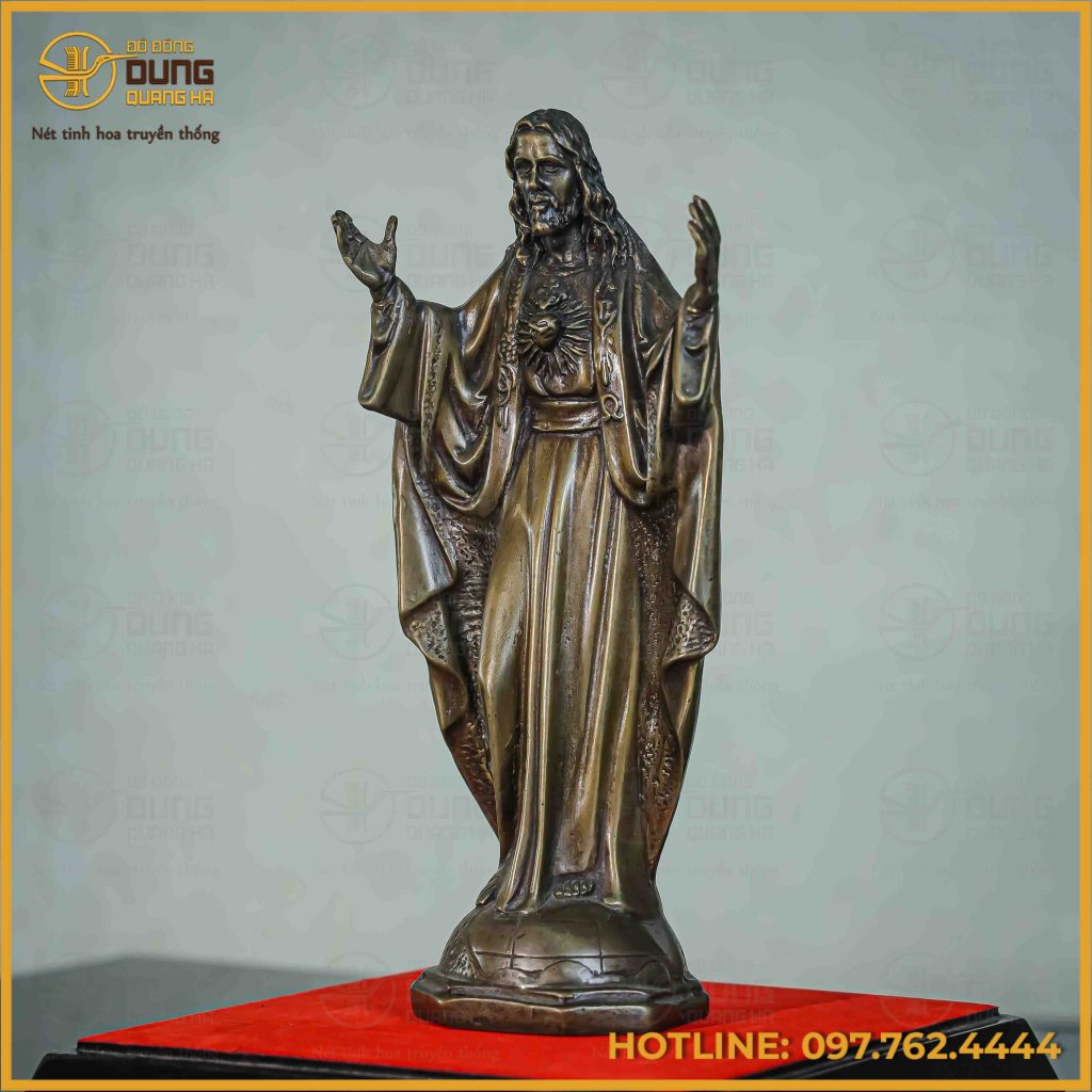 Tượng Chúa Jesus bằng đồng vàng hun cao 30cm